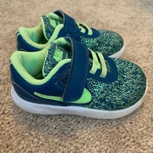 Gently used toddler Nike sneakers